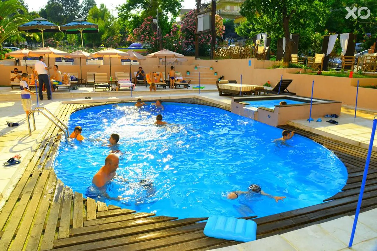Golden Beach Hotel