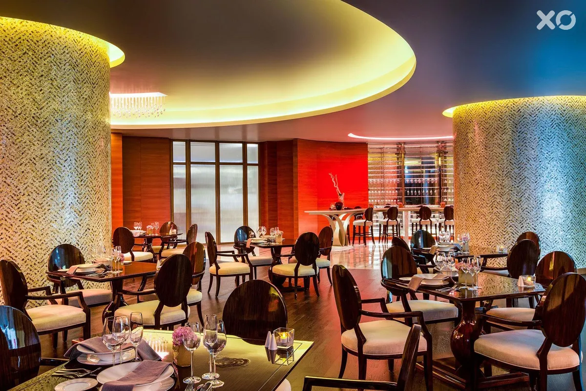 Bab Al Qasr Hotel & Residences