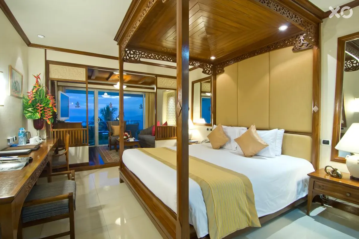 Royal Cliff Beach Terrace