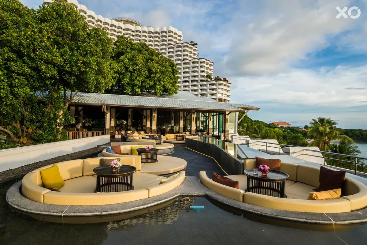 Royal Cliff Beach Terrace
