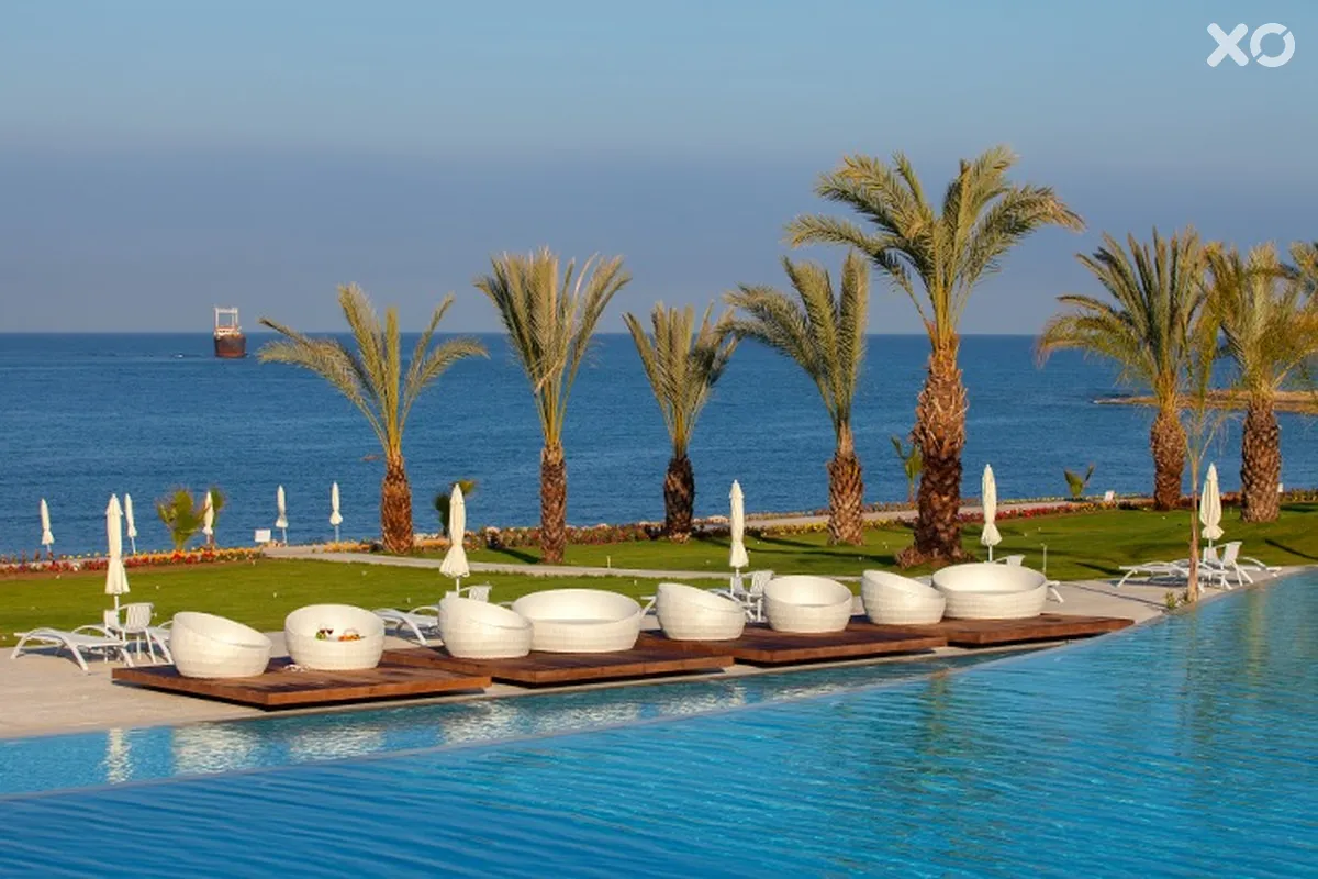 King Evelthon Beach Hotel & Resort