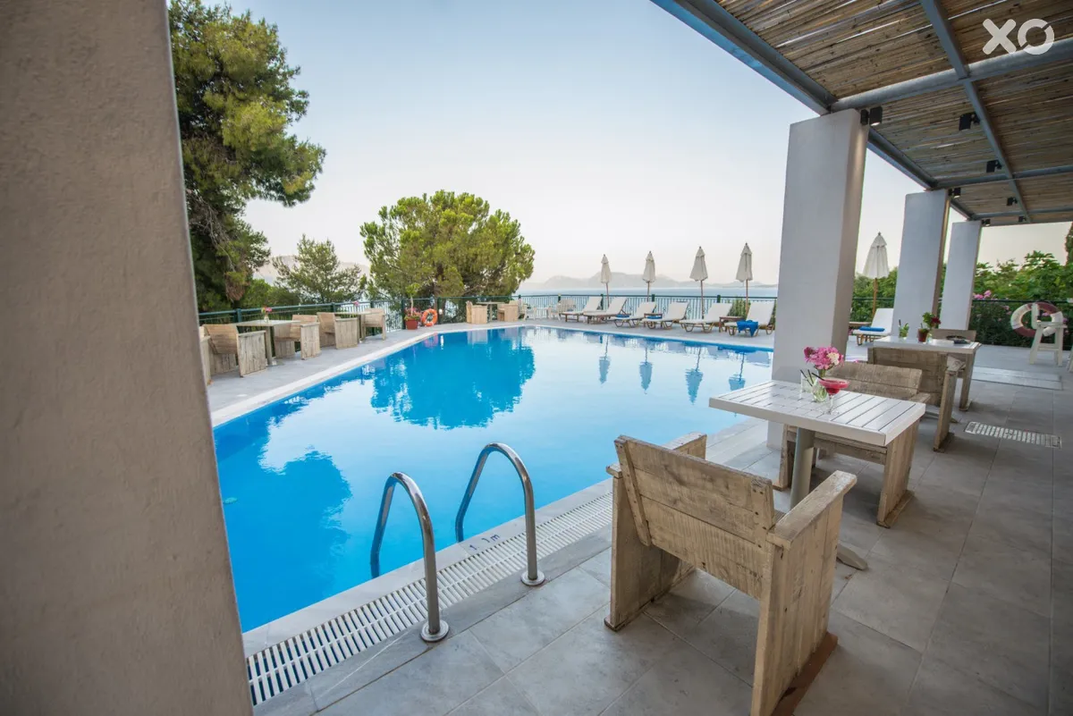 Aliki Hotel