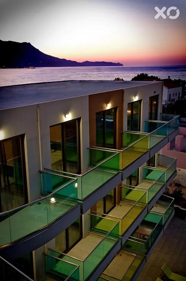 Crystal Bay Hotel