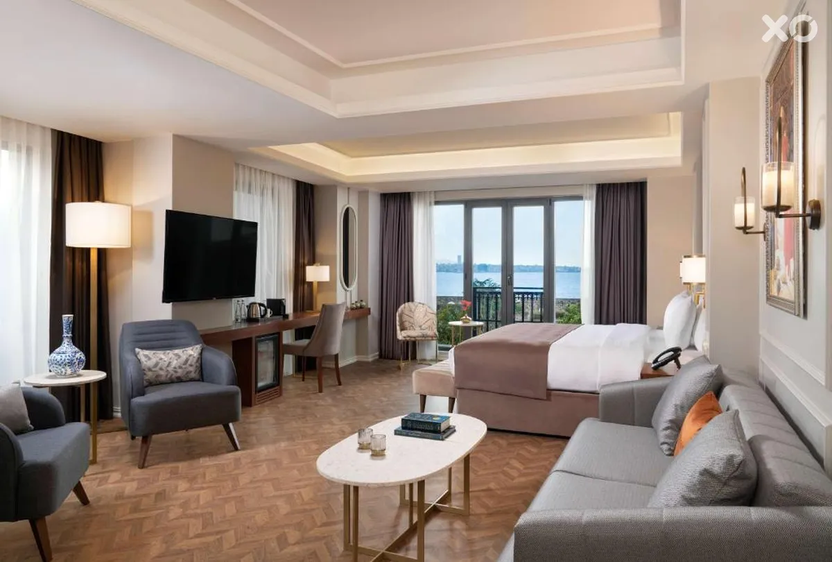 Royan Hagia Sophia Radisson Individuals