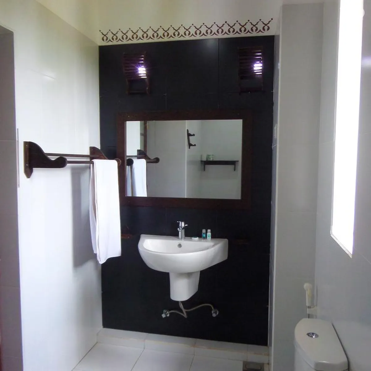 Lagoon Boutique Hotel