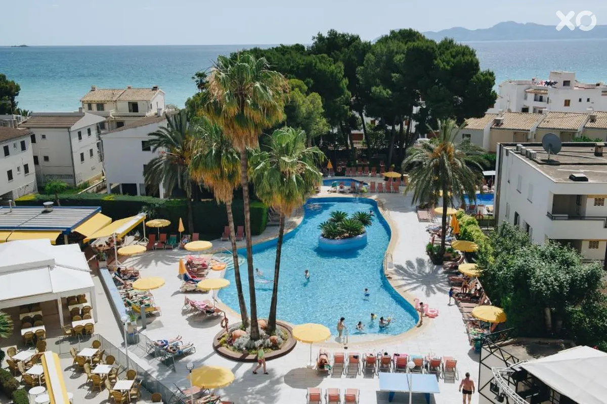 Ivory Playa Hotel