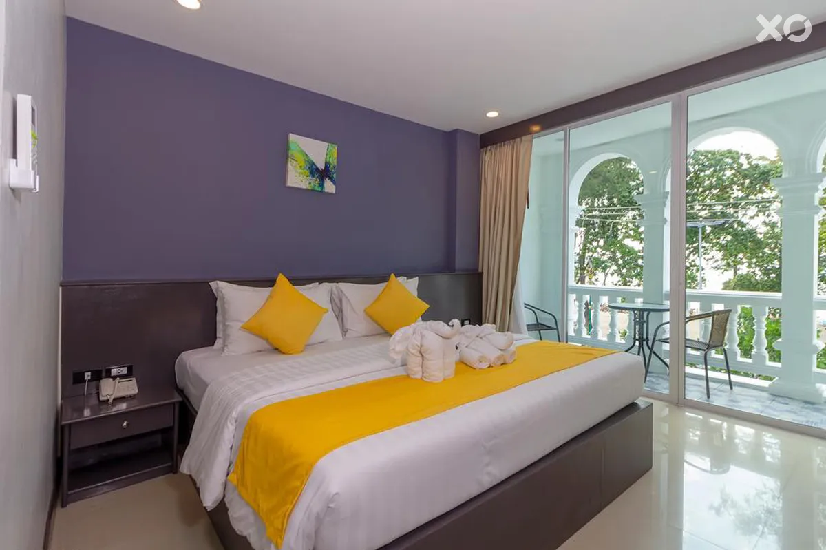 Modern Living Hotel
