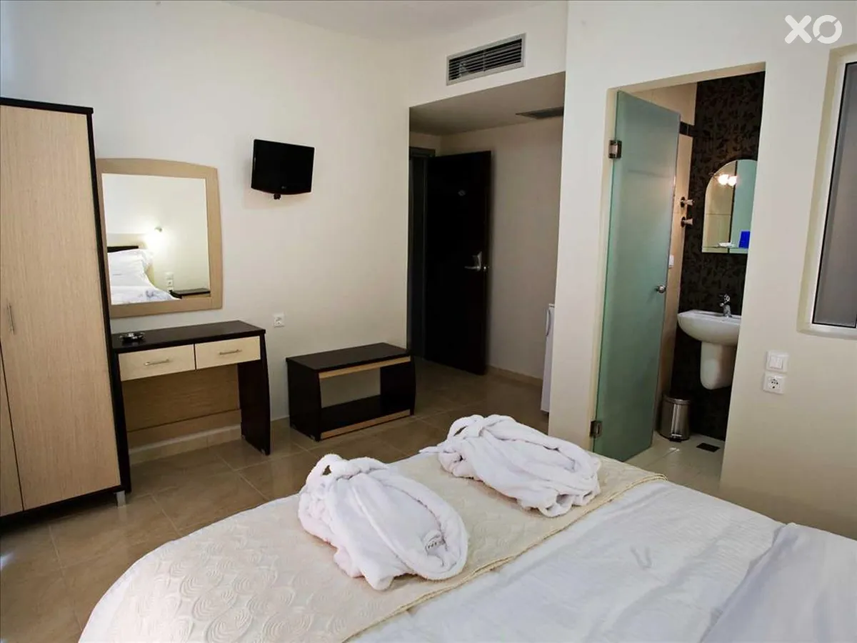 RG Status Hotel