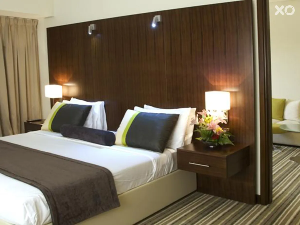 Aravi Hotel