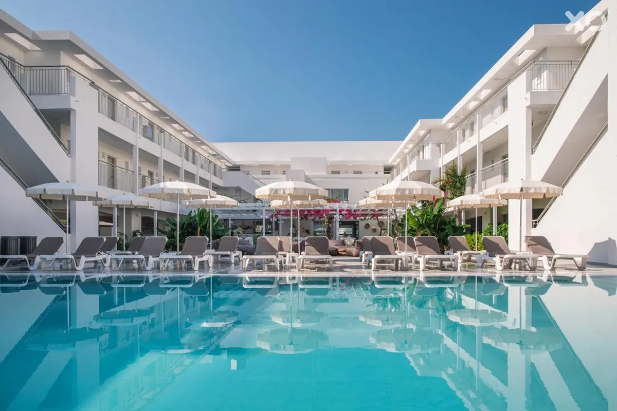 Nissi Park Hotel