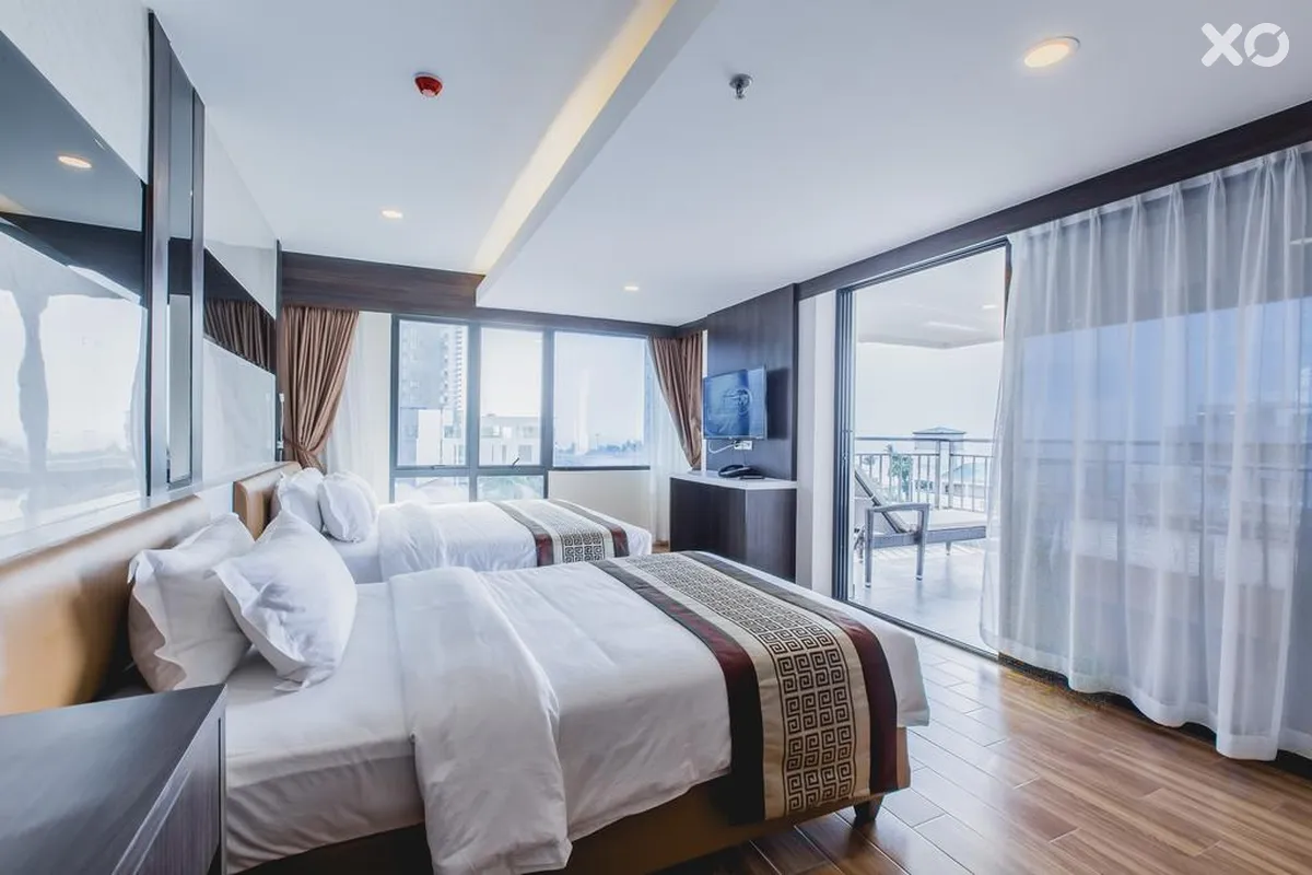 Golden Jomtien Beach Hotel