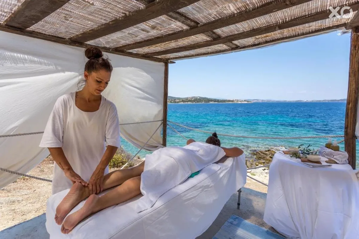 Agionissi Resort