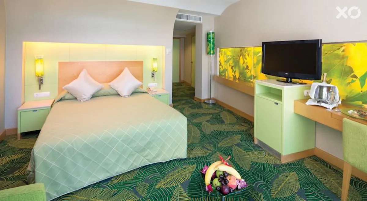 Cornelia De Luxe Resort