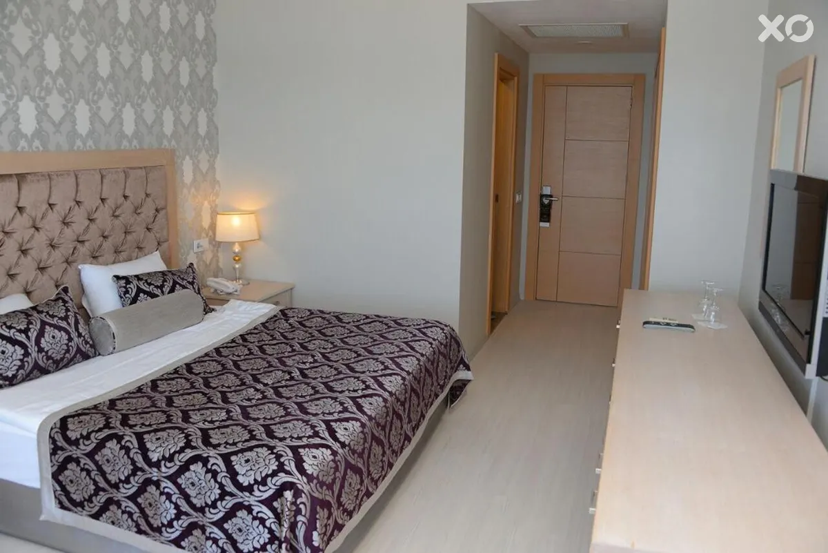 La Perla Hotel