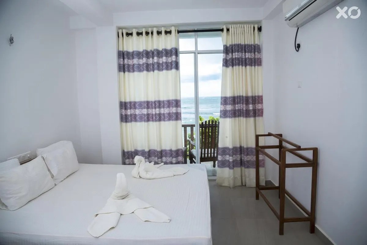 Wave Beach Resort