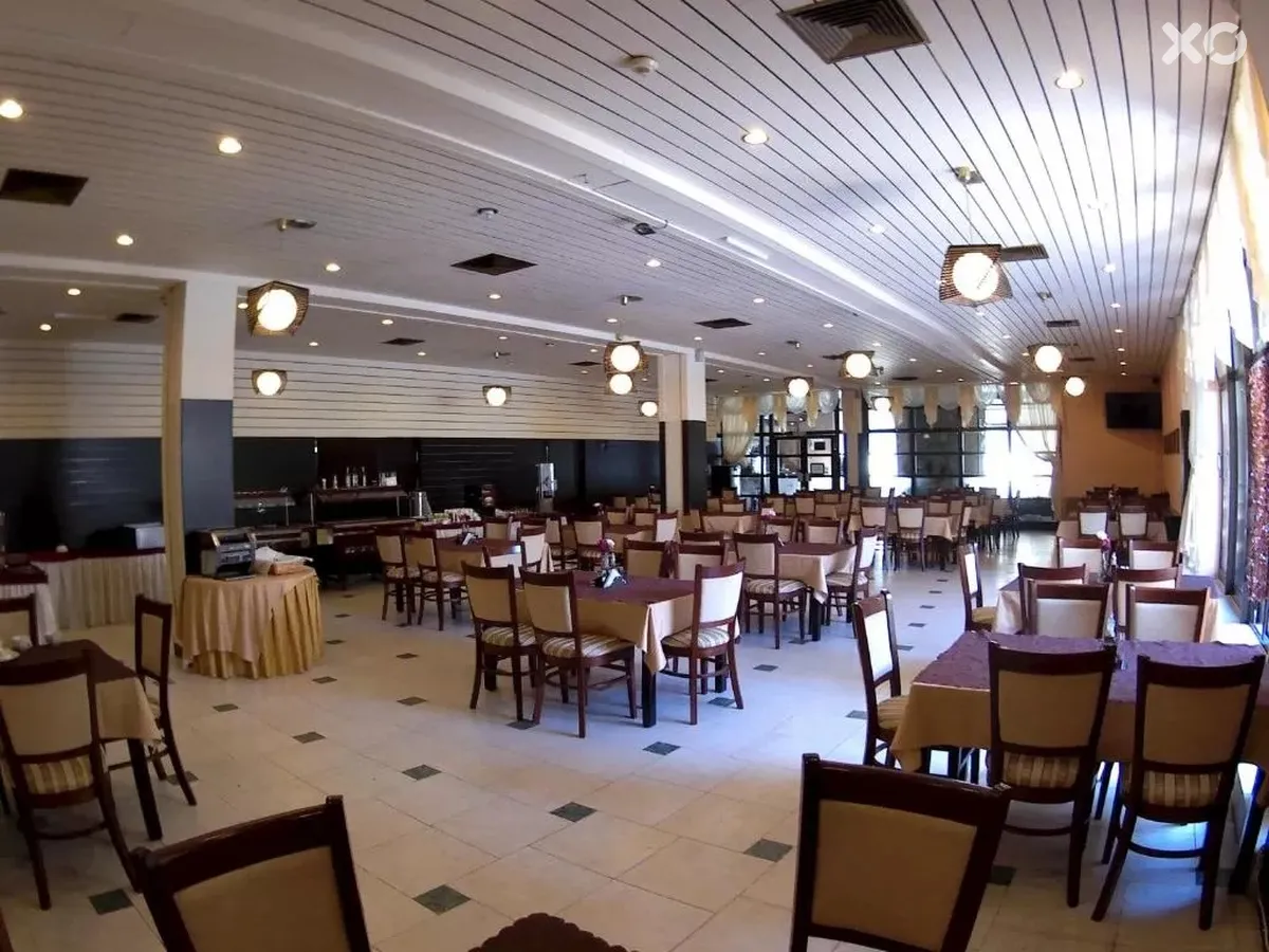 Ela Hotel