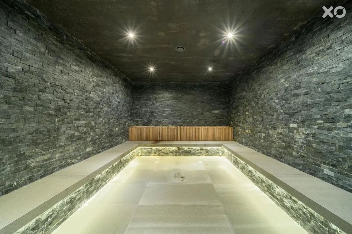 Aquahouse Hotel & Spa