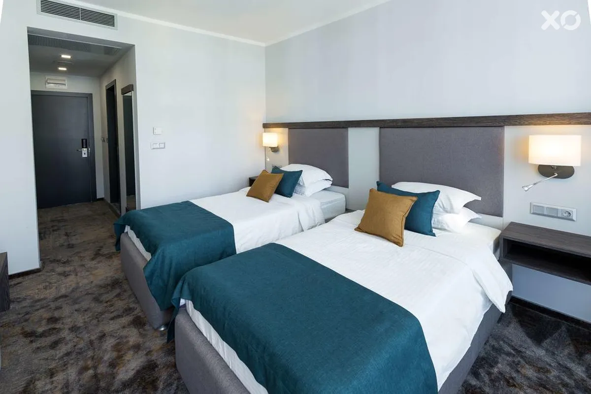 Best Western Plus Premium Inn