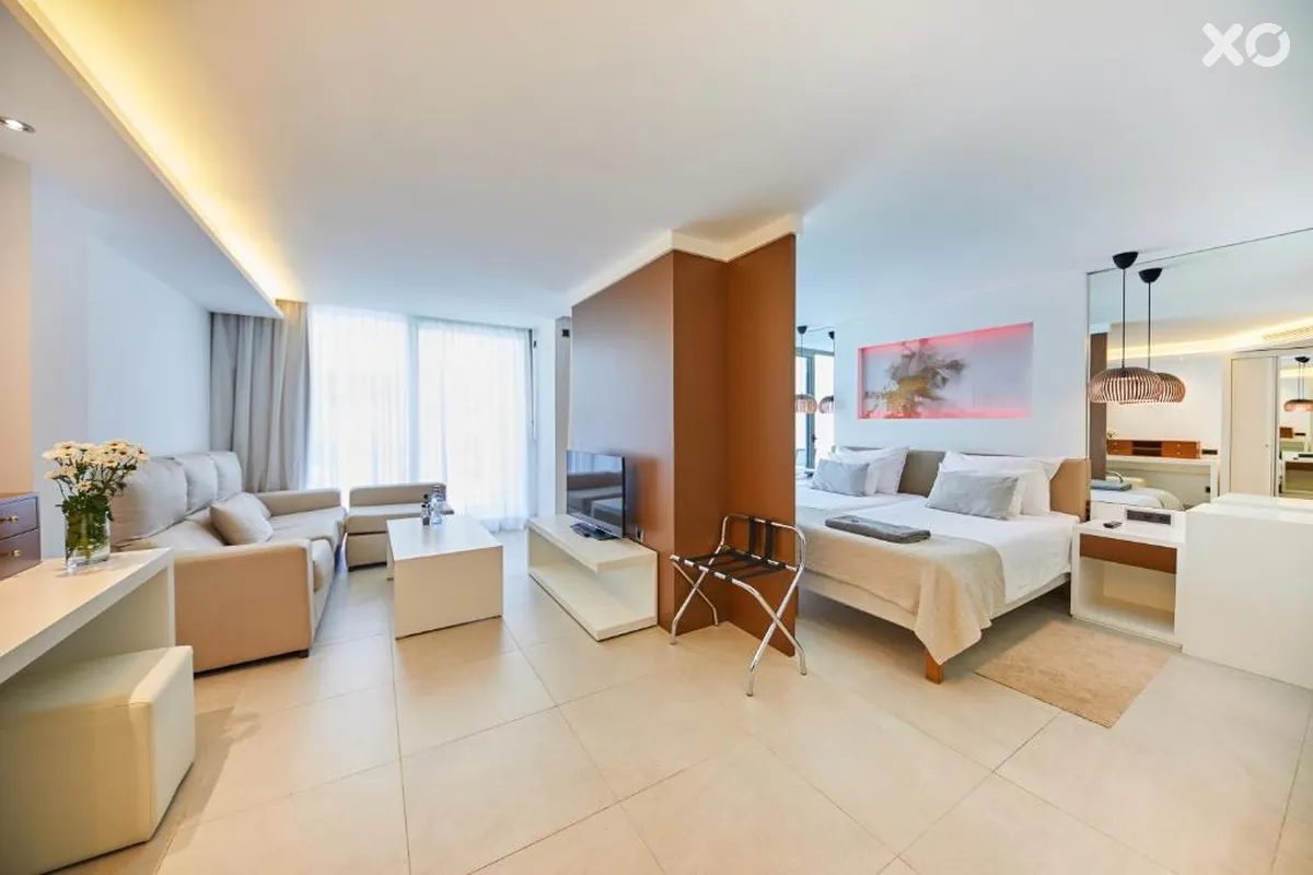 Monsuau Hotel