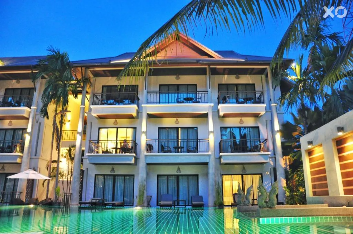 Navatara Phuket Resort