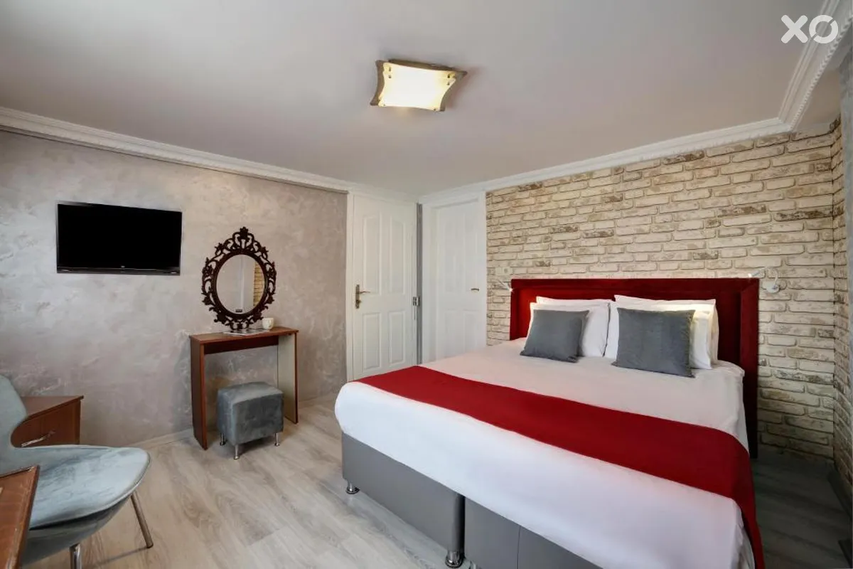Serenity Hotel