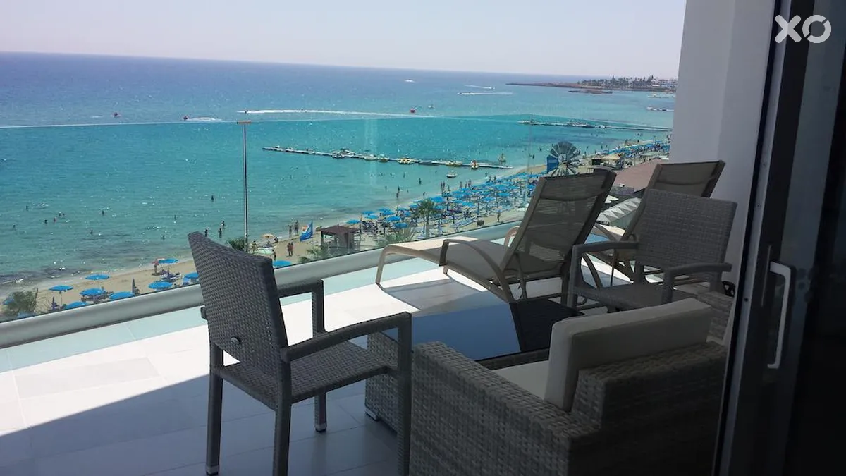 Vrissaki Beach Hotel