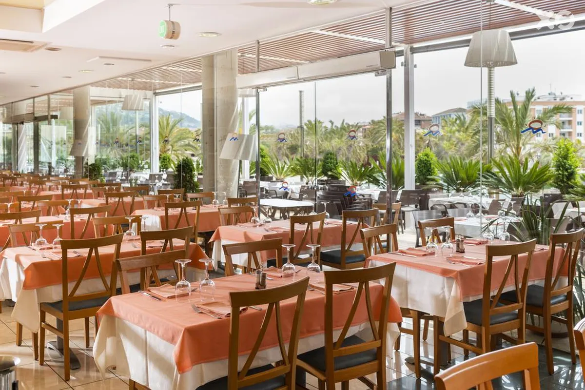 Costa Encantada Apartahotel