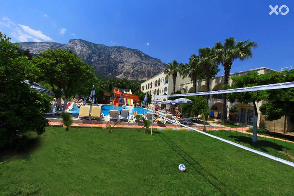 Golden Sun Hotel