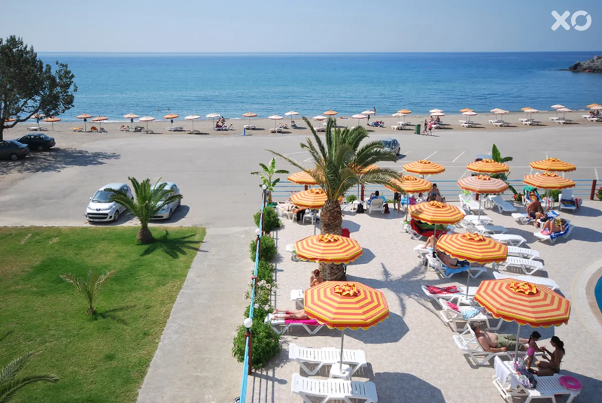 Kamari Beach Hotel