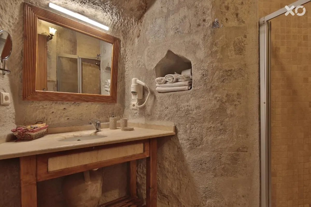 Amber Cave Suites