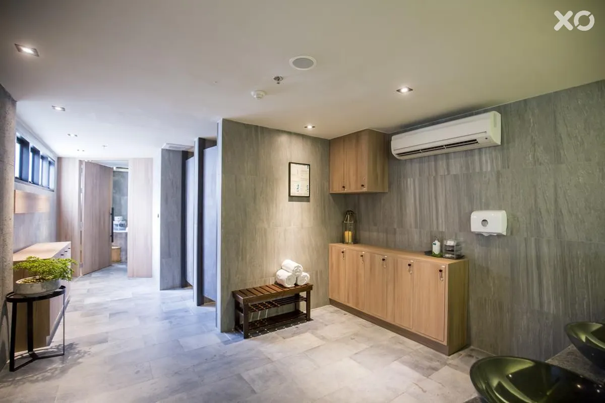 Cross Vibe Bangkok Sukhumvit