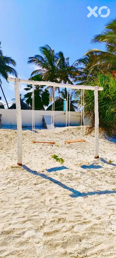 Mambo Beach Villas