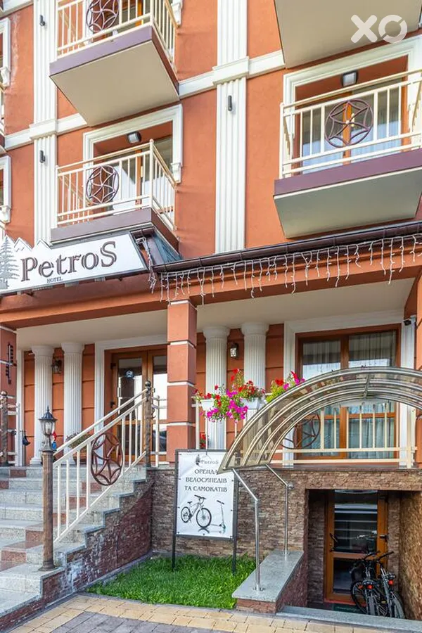 Petros Hotel