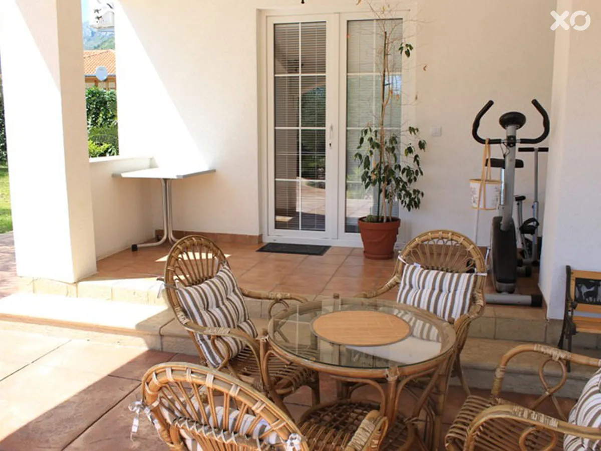 Armenko Ilija Villa