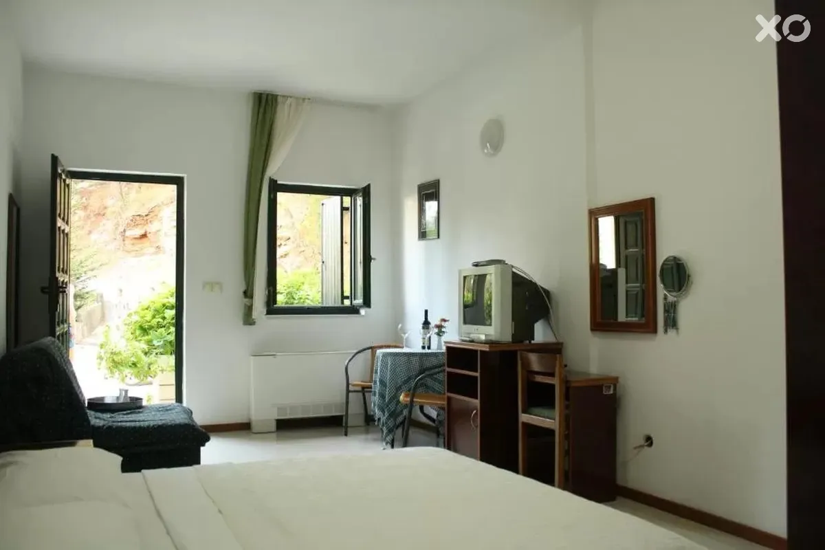 Danica Hotel