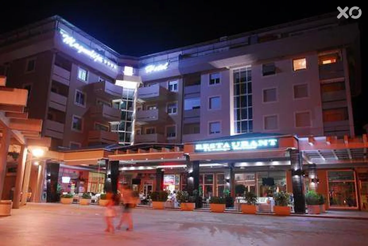 Magnolia Hotel