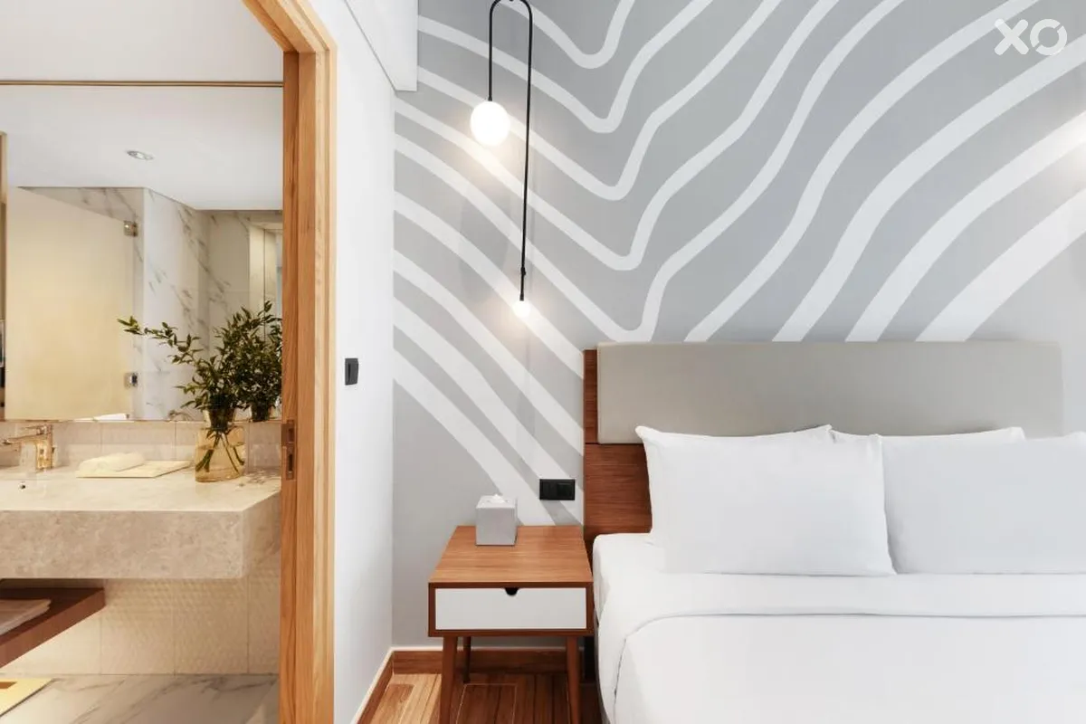 Adagio Premium The Palm