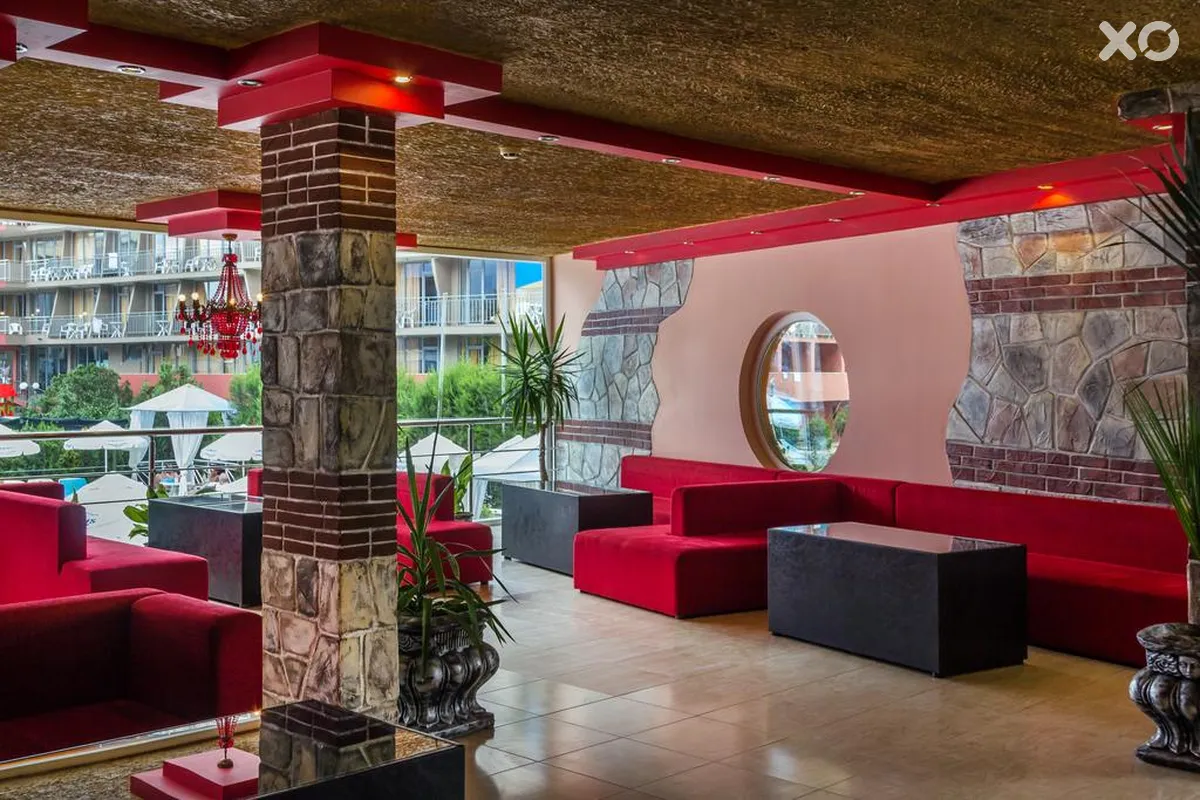 Amaris Hotel