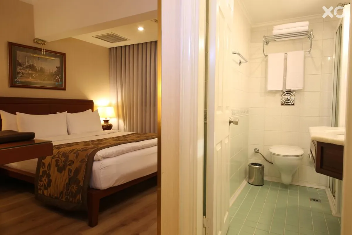 Cartoon Hotel