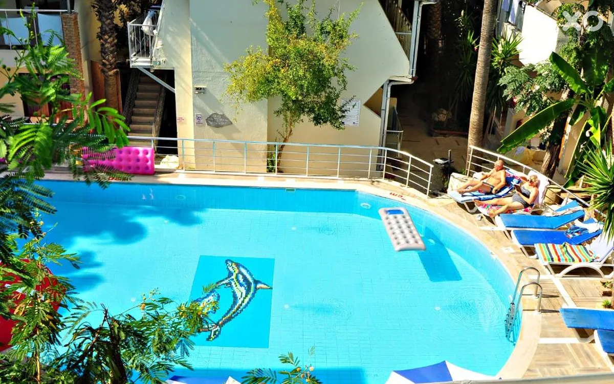 Tropic Hotel
