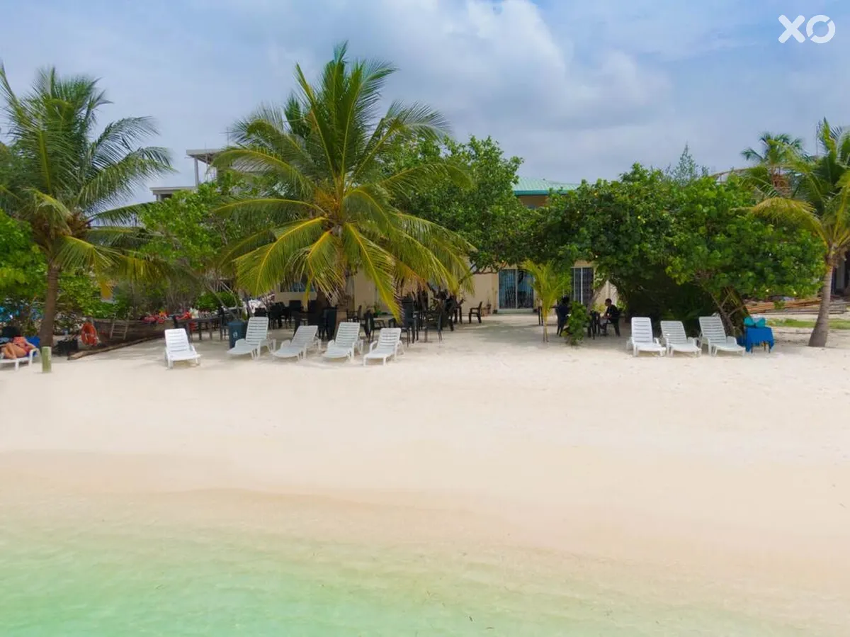 Crown Beach Hotel