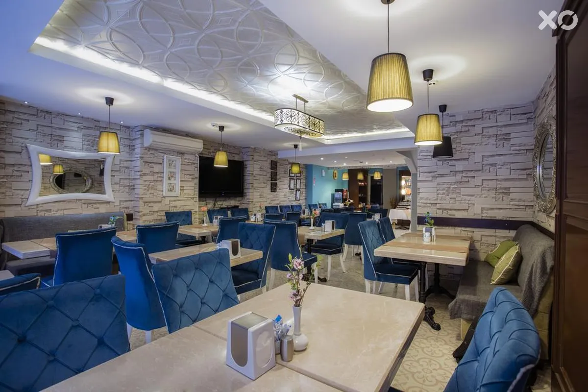Raymond Hotel