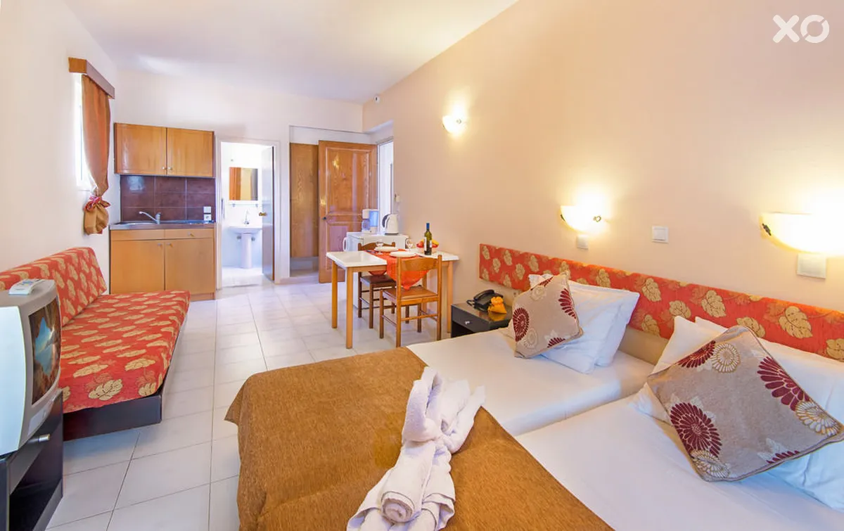 Sunday Hotel