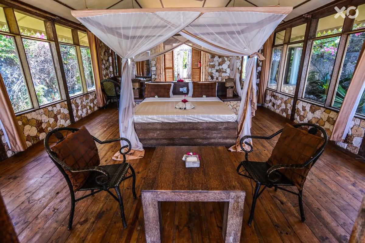 Seasons Lodge
