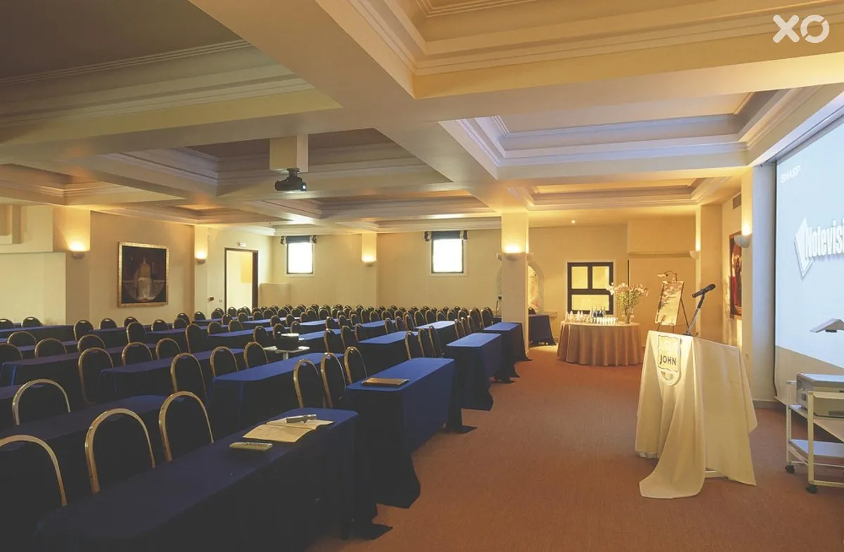 Saint John Hotel & Villas