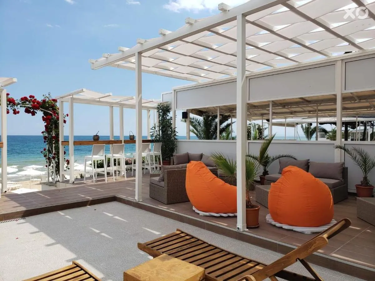 Perla Apartments First Line