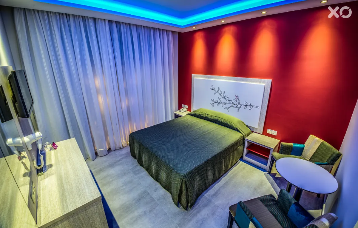 Nicholas Color Hotel