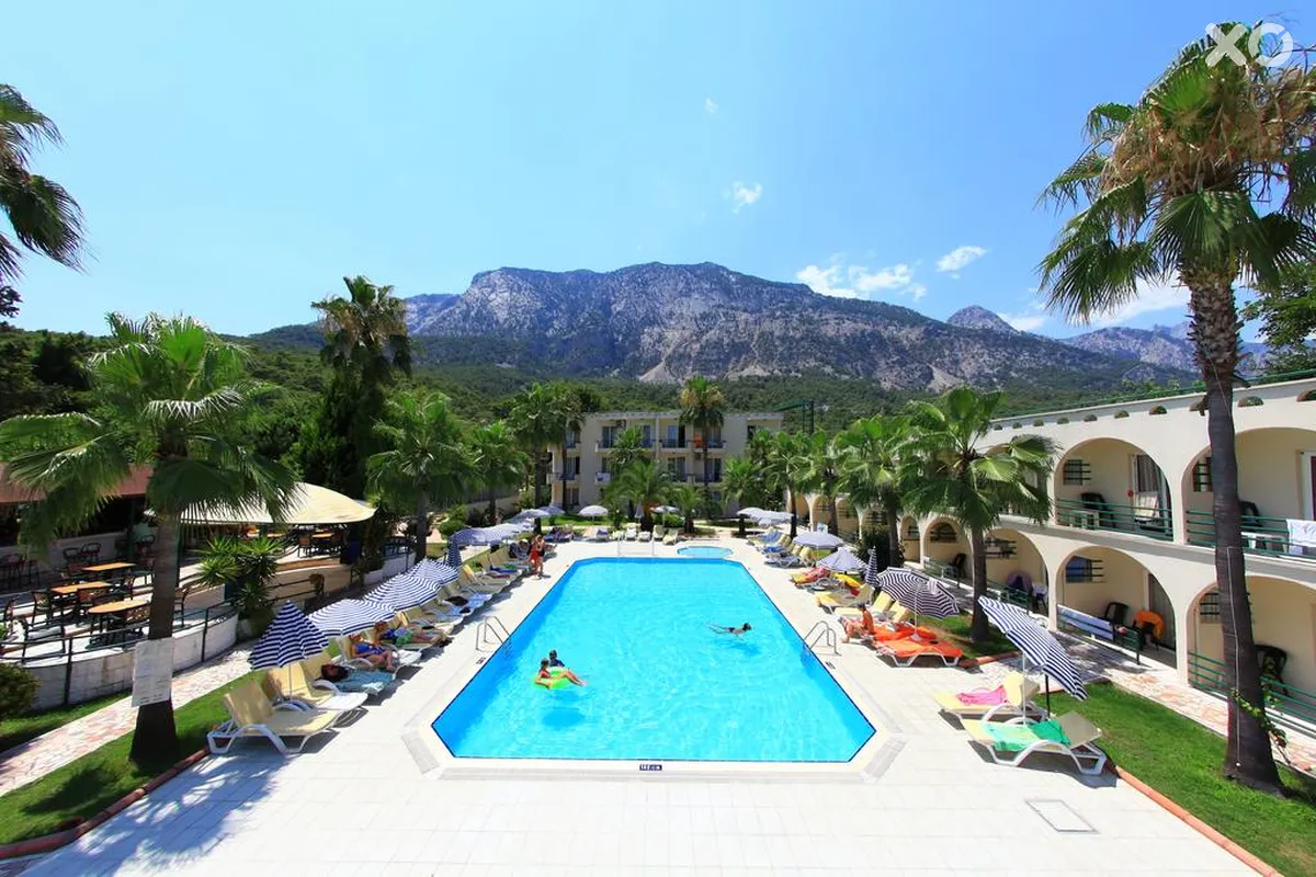 Golden Sun Hotel