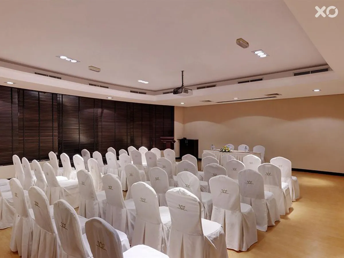 Lotus Grand Hotel Apartments