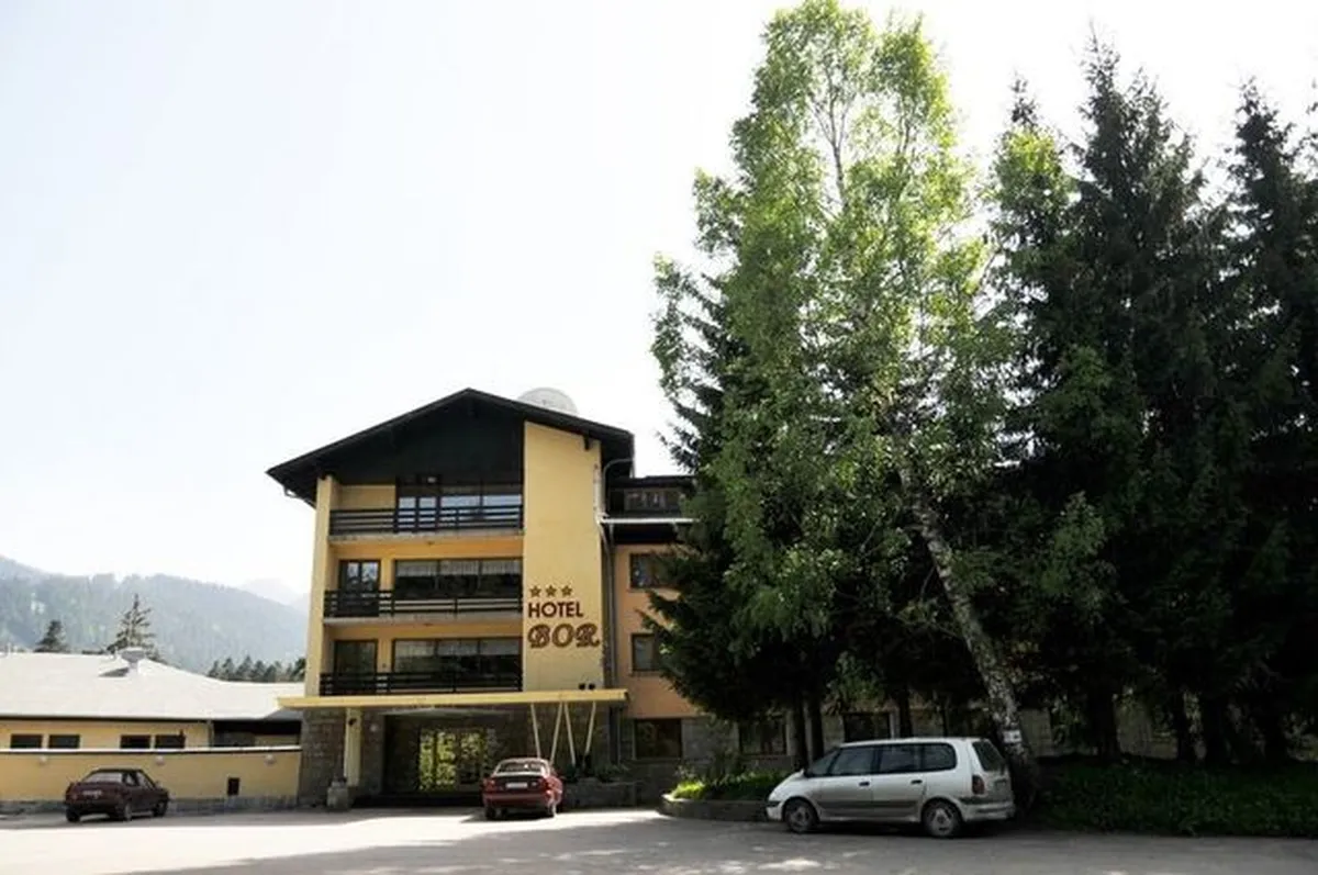 Bor Hotel